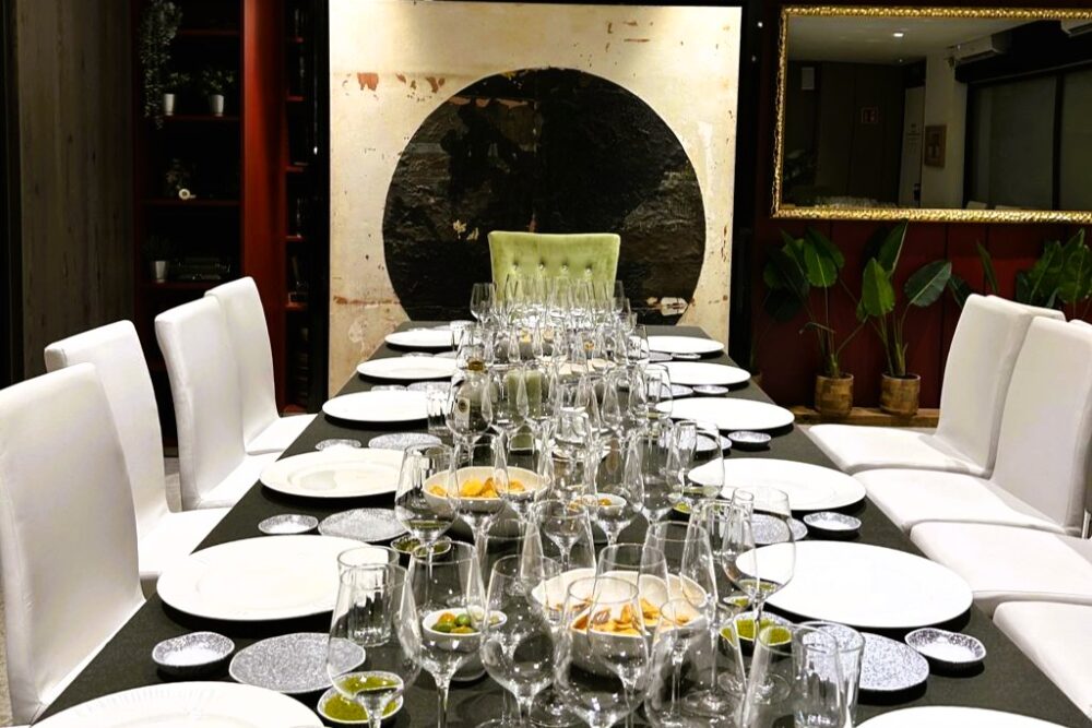 chainespain-cena-janistore-barcelona-sala-baccum-2