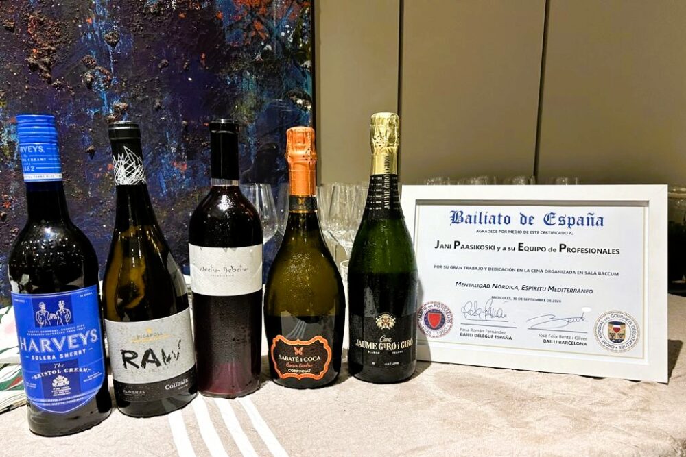 chainespain-cena-janistore-barcelona-vinos